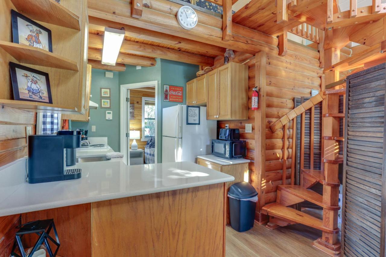 Okeechobee Cabin With Patio And Community Pool! Экстерьер фото